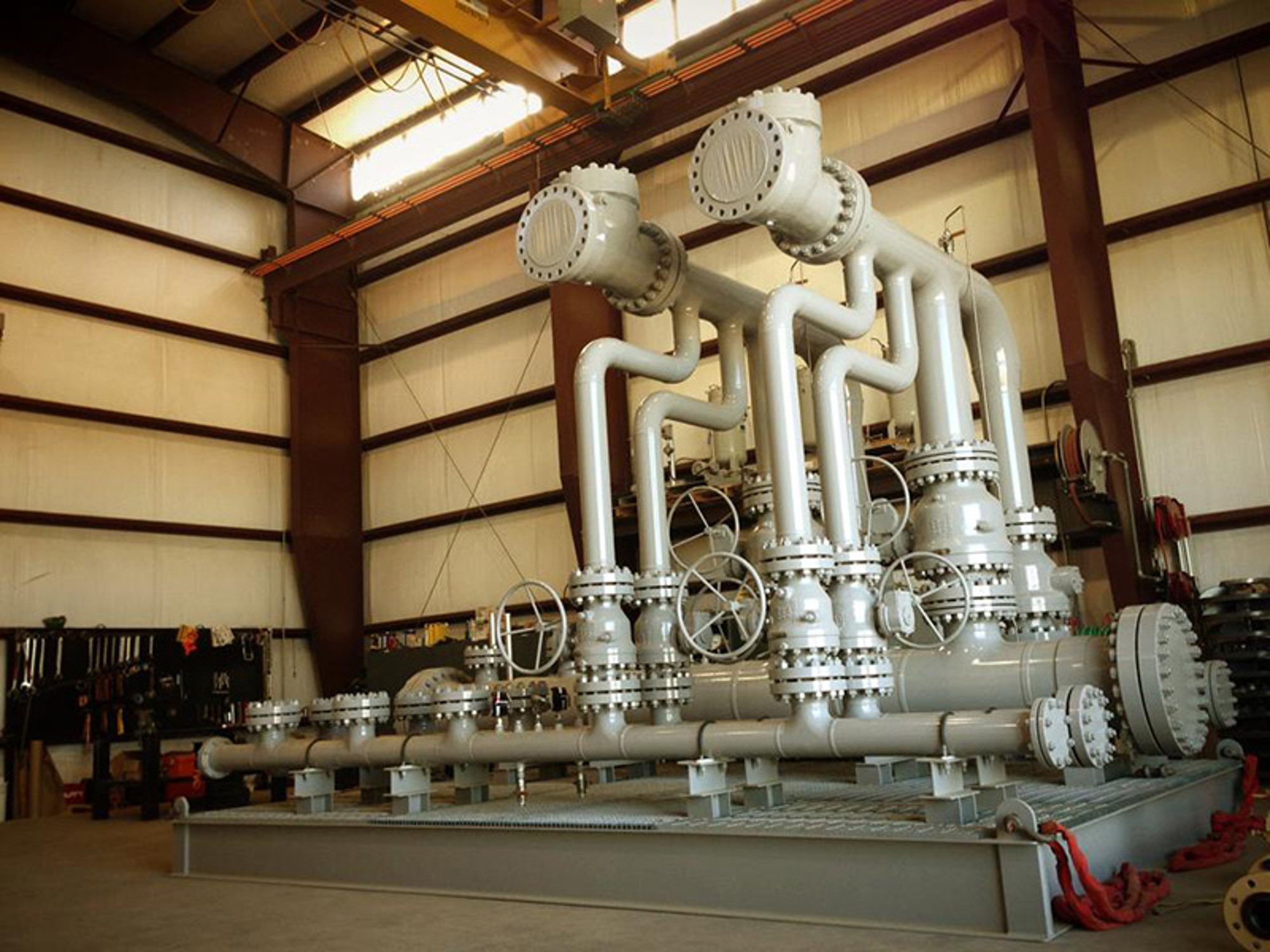 Manifold for onshore